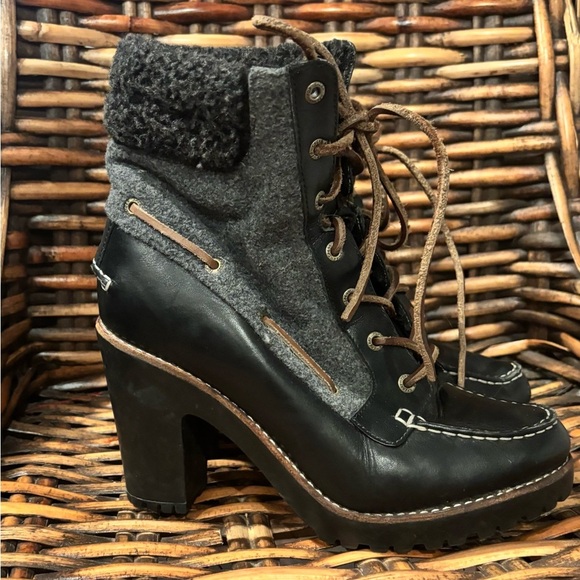 Sperry Top Sider Ankle Boots Black Leather/Gray High Heel
Lace Up Women's 8 - Picture 1 of 14